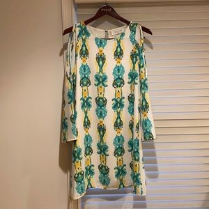 *Like new* White/green dress